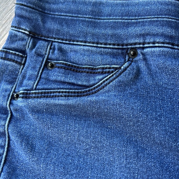 Kenzie jeans - Picture 7 of 7